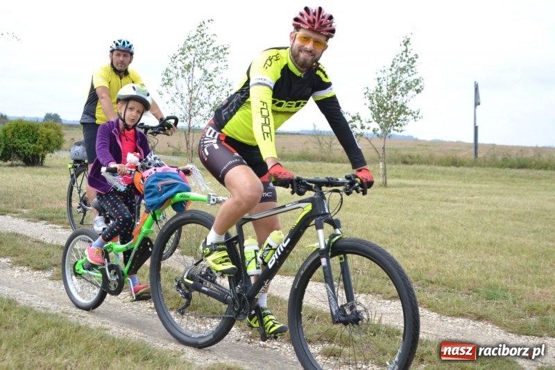 Zdjęcie w galerii na portalu naszraciborz.pl: Krzyżanowice. Gminny rajd rowerowy z firmą Alas Utex  wiadomości z regionu