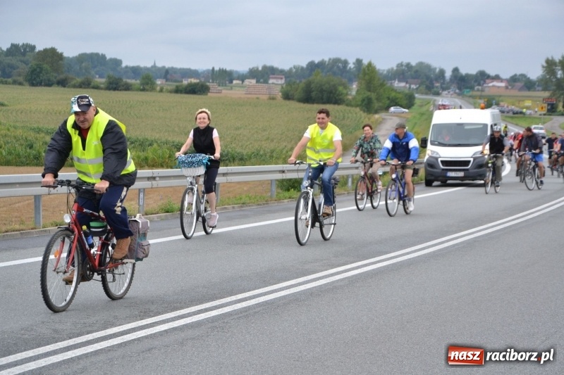 Zdjęcie w galerii na portalu naszraciborz.pl: Krzyżanowice. Gminny rajd rowerowy z firmą Alas Utex  wiadomości z regionu