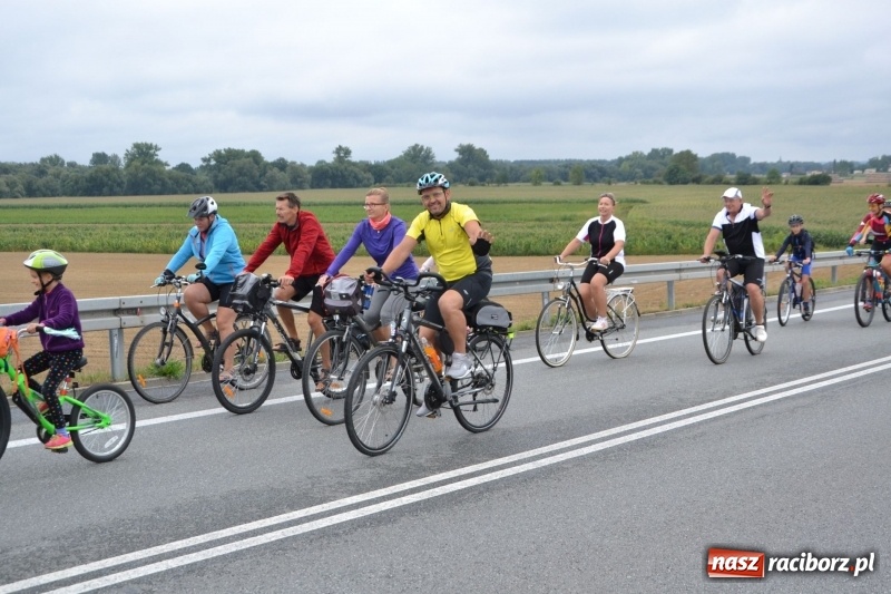 Zdjęcie w galerii na portalu naszraciborz.pl: Krzyżanowice. Gminny rajd rowerowy z firmą Alas Utex  wiadomości z regionu