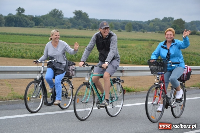 Zdjęcie w galerii na portalu naszraciborz.pl: Krzyżanowice. Gminny rajd rowerowy z firmą Alas Utex  wiadomości z regionu