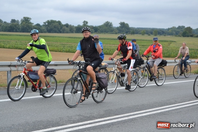 Zdjęcie w galerii na portalu naszraciborz.pl: Krzyżanowice. Gminny rajd rowerowy z firmą Alas Utex  wiadomości z regionu