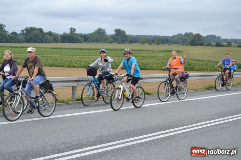 Zdjęcie w galerii na portalu naszraciborz.pl: Krzyżanowice. Gminny rajd rowerowy z firmą Alas Utex  wiadomości z regionu