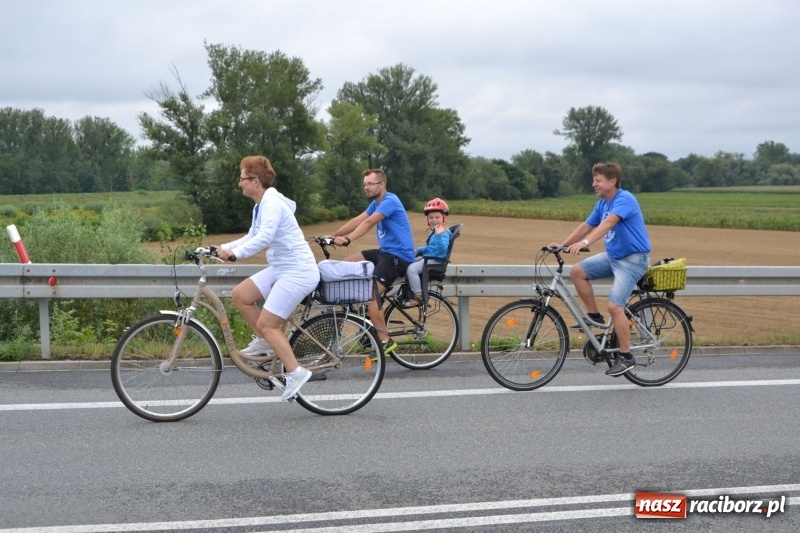 Zdjęcie w galerii na portalu naszraciborz.pl: Krzyżanowice. Gminny rajd rowerowy z firmą Alas Utex  wiadomości z regionu