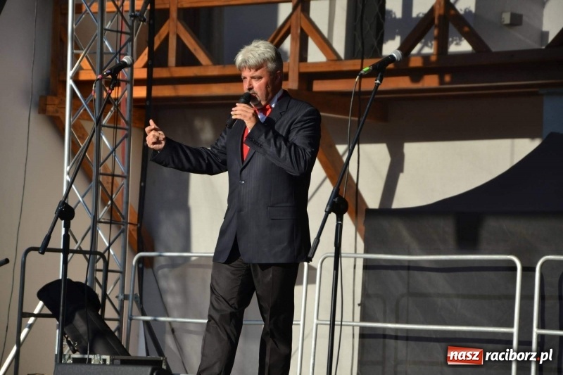 Zdjęcie w galerii na portalu naszraciborz.pl: Soprany kontra Tenorzy - koncert operetkowy na Zamku Piastowskim  wiadomości z regionu