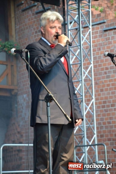 Zdjęcie w galerii na portalu naszraciborz.pl: Soprany kontra Tenorzy - koncert operetkowy na Zamku Piastowskim  wiadomości z regionu