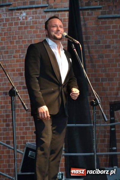 Zdjęcie w galerii na portalu naszraciborz.pl: Soprany kontra Tenorzy - koncert operetkowy na Zamku Piastowskim  wiadomości z regionu