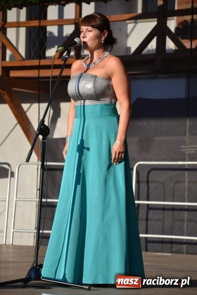 Zdjęcie w galerii na portalu naszraciborz.pl: Soprany kontra Tenorzy - koncert operetkowy na Zamku Piastowskim  wiadomości z regionu