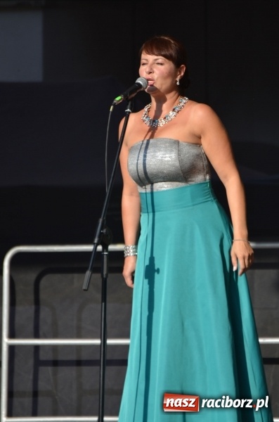 Zdjęcie w galerii na portalu naszraciborz.pl: Soprany kontra Tenorzy - koncert operetkowy na Zamku Piastowskim  wiadomości z regionu