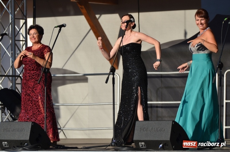 Zdjęcie w galerii na portalu naszraciborz.pl: Soprany kontra Tenorzy - koncert operetkowy na Zamku Piastowskim  wiadomości z regionu