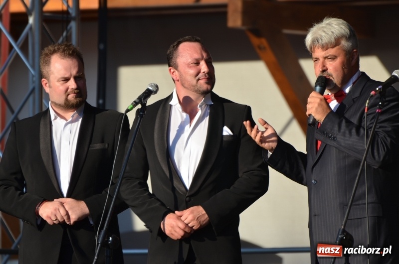 Zdjęcie w galerii na portalu naszraciborz.pl: Soprany kontra Tenorzy - koncert operetkowy na Zamku Piastowskim  wiadomości z regionu