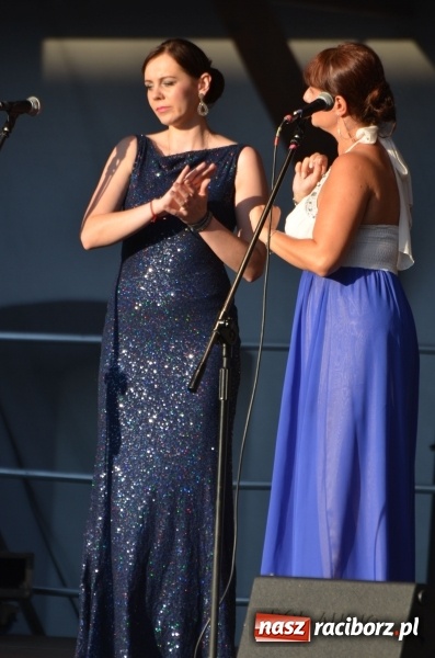 Zdjęcie w galerii na portalu naszraciborz.pl: Soprany kontra Tenorzy - koncert operetkowy na Zamku Piastowskim  wiadomości z regionu