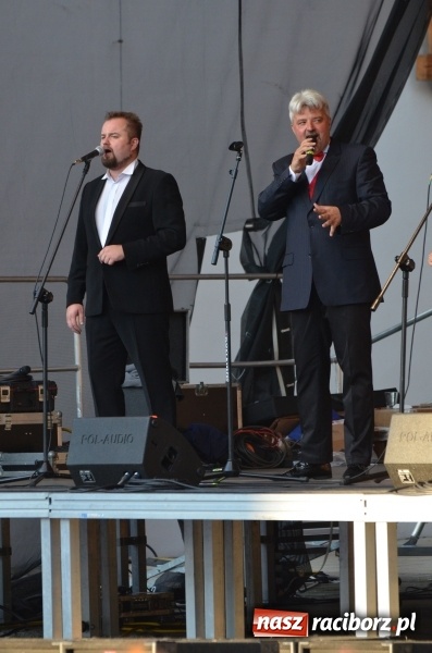 Zdjęcie w galerii na portalu naszraciborz.pl: Soprany kontra Tenorzy - koncert operetkowy na Zamku Piastowskim  wiadomości z regionu