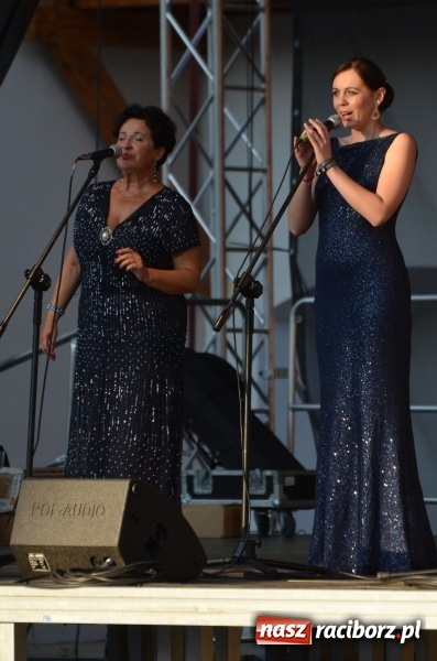 Zdjęcie w galerii na portalu naszraciborz.pl: Soprany kontra Tenorzy - koncert operetkowy na Zamku Piastowskim  wiadomości z regionu