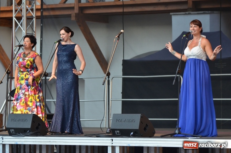 Zdjęcie w galerii na portalu naszraciborz.pl: Soprany kontra Tenorzy - koncert operetkowy na Zamku Piastowskim  wiadomości z regionu