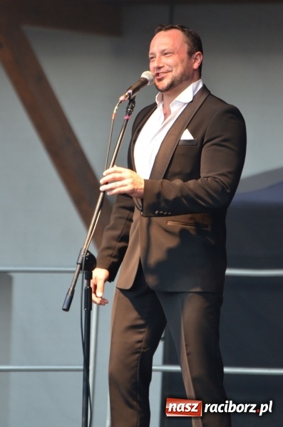 Zdjęcie w galerii na portalu naszraciborz.pl: Soprany kontra Tenorzy - koncert operetkowy na Zamku Piastowskim  wiadomości z regionu