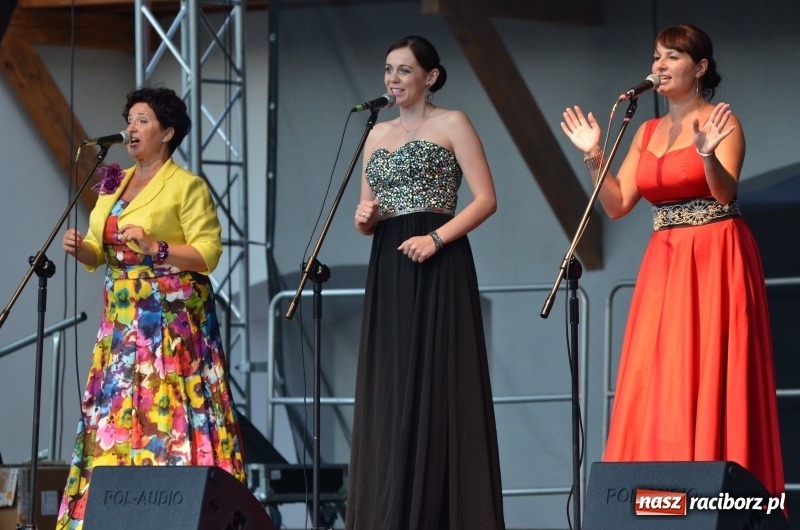 Zdjęcie w galerii na portalu naszraciborz.pl: Soprany kontra Tenorzy - koncert operetkowy na Zamku Piastowskim  wiadomości z regionu