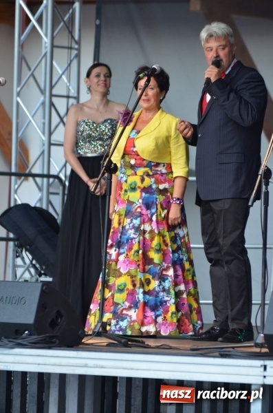 Zdjęcie w galerii na portalu naszraciborz.pl: Soprany kontra Tenorzy - koncert operetkowy na Zamku Piastowskim  wiadomości z regionu