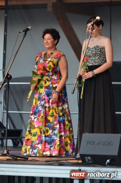 Zdjęcie w galerii na portalu naszraciborz.pl: Soprany kontra Tenorzy - koncert operetkowy na Zamku Piastowskim  wiadomości z regionu