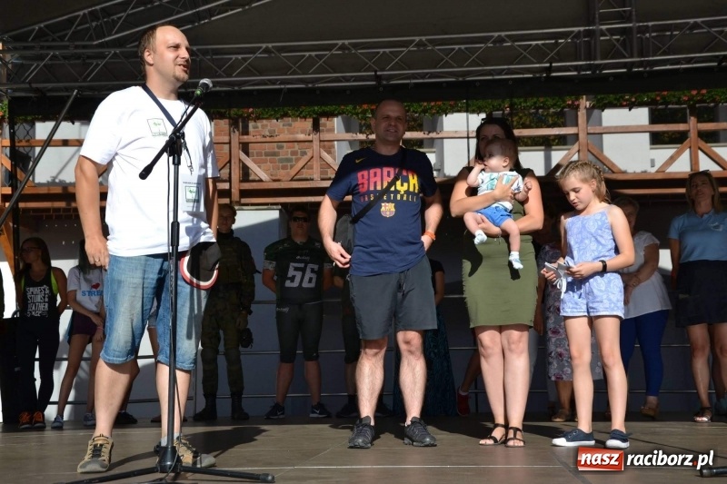 Zdjęcie w galerii na portalu naszraciborz.pl: Wspaniały urodzinowy prezent dla Super Fifka  wiadomości z regionu