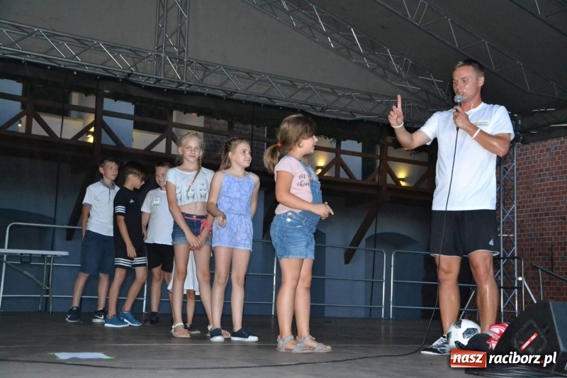 Zdjęcie w galerii na portalu naszraciborz.pl: Wspaniały urodzinowy prezent dla Super Fifka  wiadomości z regionu