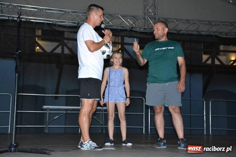 Zdjęcie w galerii na portalu naszraciborz.pl: Wspaniały urodzinowy prezent dla Super Fifka  wiadomości z regionu