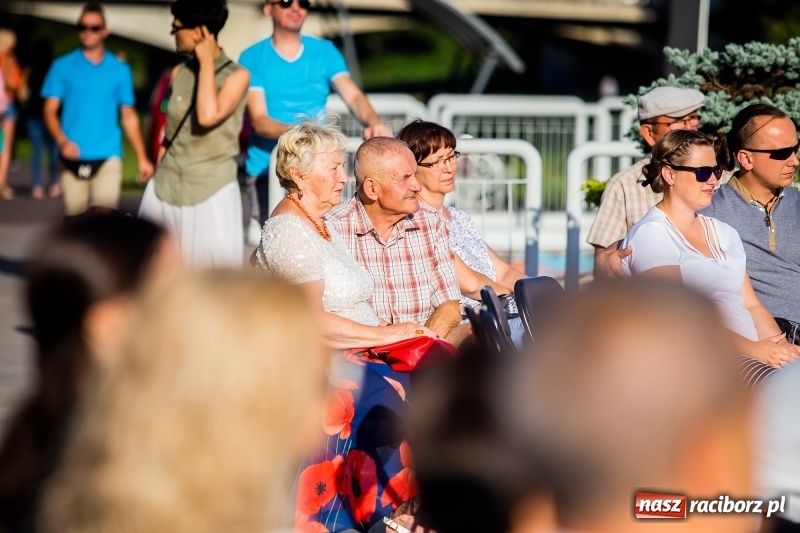 Zdjęcie w galerii na portalu naszraciborz.pl: Roman Roczeń wystąpił na przystani kajakowej wiadomości z regionu