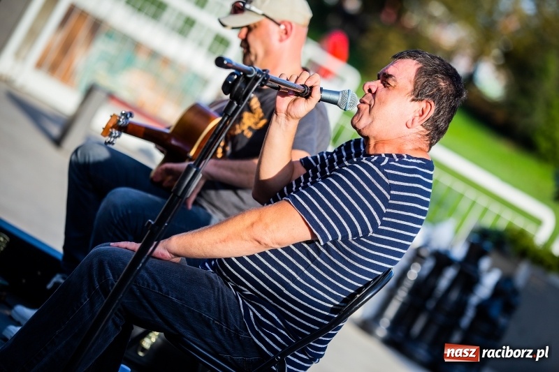 Zdjęcie w galerii na portalu naszraciborz.pl: Roman Roczeń wystąpił na przystani kajakowej wiadomości z regionu