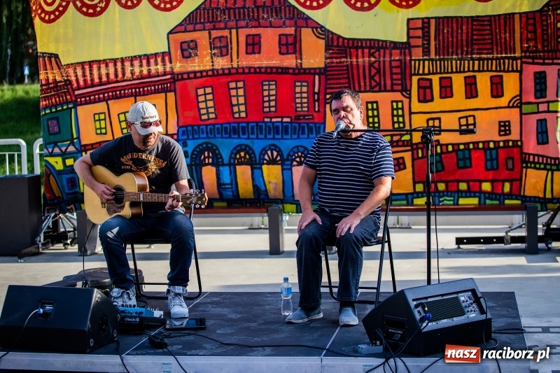 Zdjęcie w galerii na portalu naszraciborz.pl: Roman Roczeń wystąpił na przystani kajakowej wiadomości z regionu