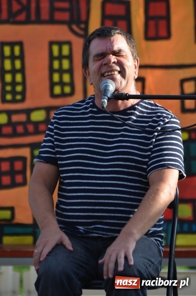 Zdjęcie w galerii na portalu naszraciborz.pl: Roman Roczeń wystąpił na przystani kajakowej wiadomości z regionu