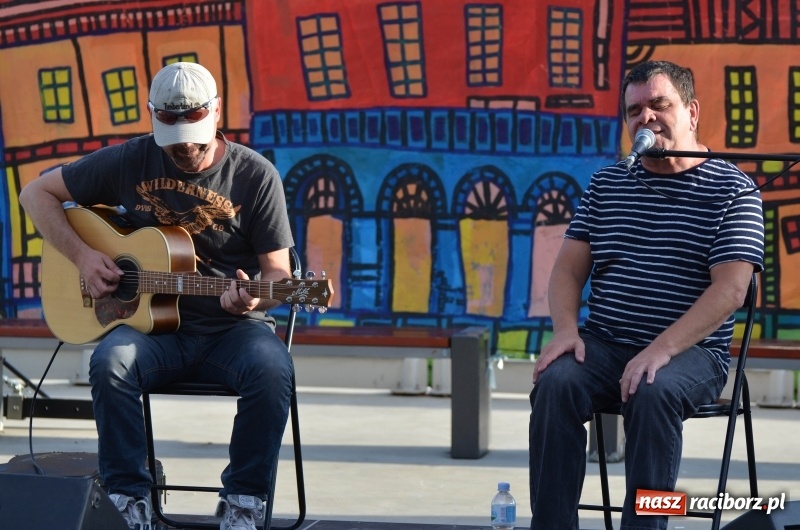 Zdjęcie w galerii na portalu naszraciborz.pl: Roman Roczeń wystąpił na przystani kajakowej wiadomości z regionu