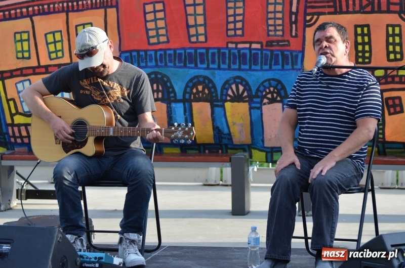 Zdjęcie w galerii na portalu naszraciborz.pl: Roman Roczeń wystąpił na przystani kajakowej wiadomości z regionu