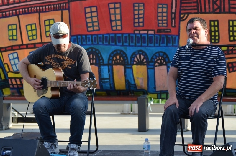 Zdjęcie w galerii na portalu naszraciborz.pl: Roman Roczeń wystąpił na przystani kajakowej wiadomości z regionu