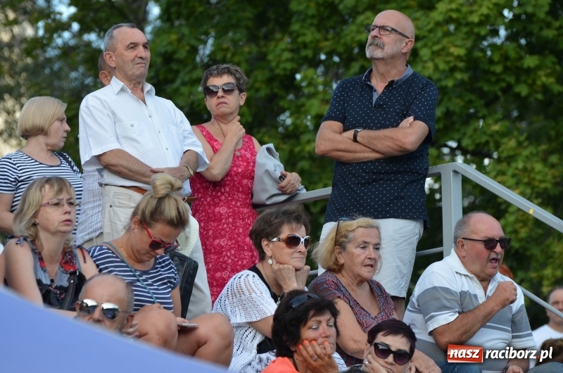 Zdjęcie w galerii na portalu naszraciborz.pl: Roman Roczeń wystąpił na przystani kajakowej wiadomości z regionu