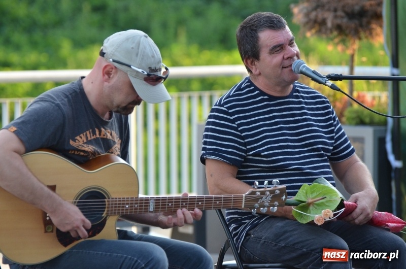 Zdjęcie w galerii na portalu naszraciborz.pl: Roman Roczeń wystąpił na przystani kajakowej wiadomości z regionu