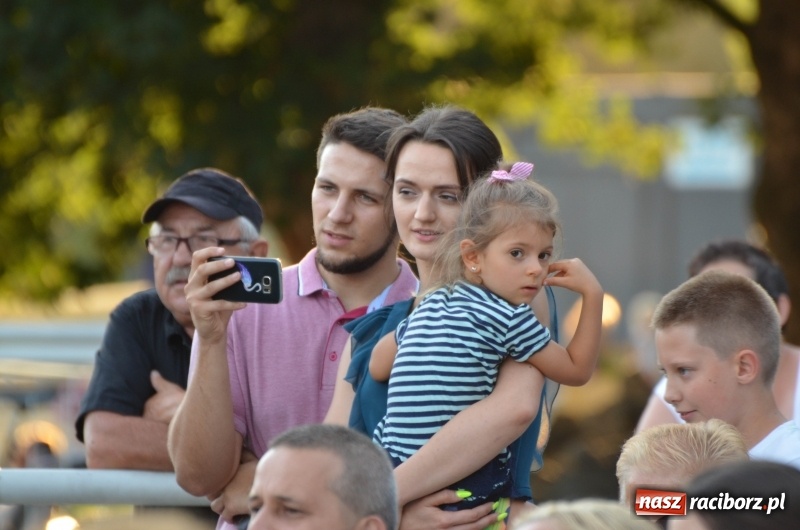 Zdjęcie w galerii na portalu naszraciborz.pl: Roman Roczeń wystąpił na przystani kajakowej wiadomości z regionu