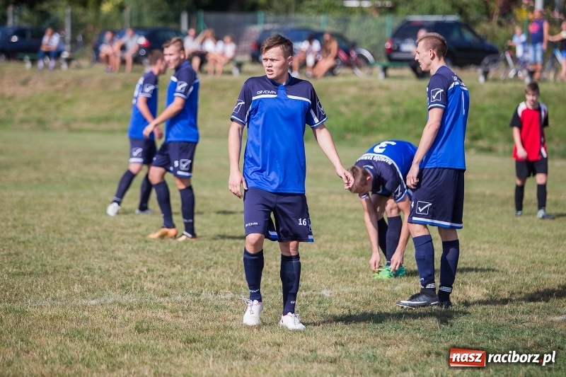 Zdjęcie w galerii na portalu naszraciborz.pl: Ruszyły rozgrywki raciborskiej A klasy. Brzezie podzieliło się punktami z Zawadą wiadomości z regionu