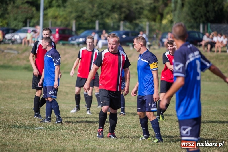 Zdjęcie w galerii na portalu naszraciborz.pl: Ruszyły rozgrywki raciborskiej A klasy. Brzezie podzieliło się punktami z Zawadą wiadomości z regionu