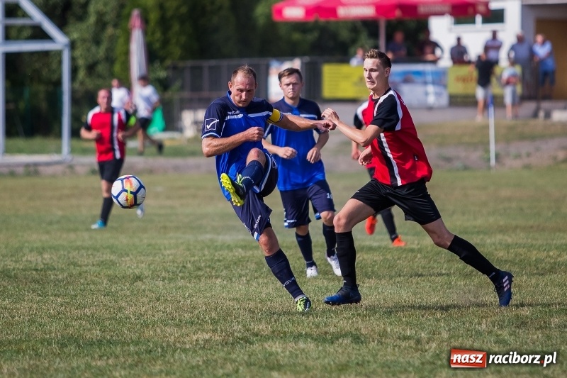 Zdjęcie w galerii na portalu naszraciborz.pl: Ruszyły rozgrywki raciborskiej A klasy. Brzezie podzieliło się punktami z Zawadą wiadomości z regionu
