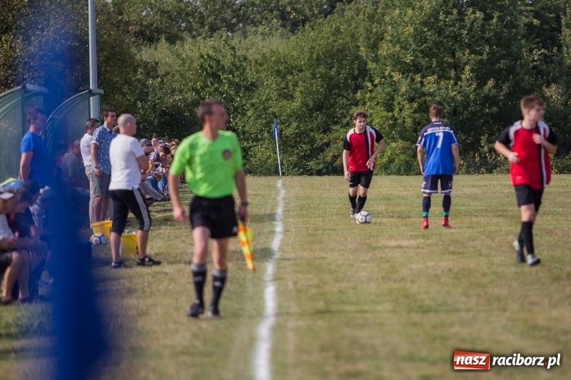 Zdjęcie w galerii na portalu naszraciborz.pl: Ruszyły rozgrywki raciborskiej A klasy. Brzezie podzieliło się punktami z Zawadą wiadomości z regionu