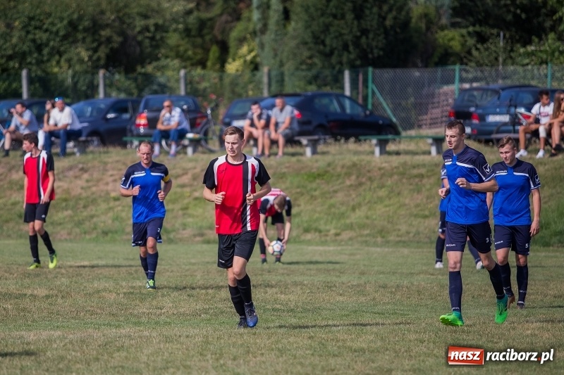 Zdjęcie w galerii na portalu naszraciborz.pl: Ruszyły rozgrywki raciborskiej A klasy. Brzezie podzieliło się punktami z Zawadą wiadomości z regionu