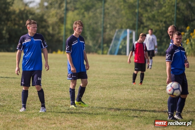 Zdjęcie w galerii na portalu naszraciborz.pl: Ruszyły rozgrywki raciborskiej A klasy. Brzezie podzieliło się punktami z Zawadą wiadomości z regionu