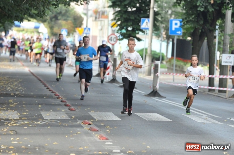 Zdjęcie w galerii na portalu naszraciborz.pl: IV Mini RAFAKO Półmaraton Racibórz - zapisz się i pobiegnij dla Natalki wiadomości z regionu