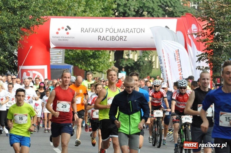 Zdjęcie w galerii na portalu naszraciborz.pl: IV Mini RAFAKO Półmaraton Racibórz - zapisz się i pobiegnij dla Natalki wiadomości z regionu
