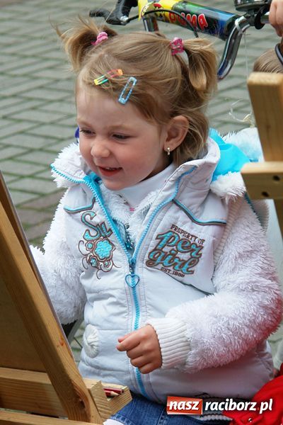 Zdjęcie w galerii na portalu naszraciborz.pl: Urodziny Poza Czasem wiadomości z regionu