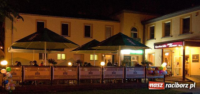 Zdjęcie w galerii na portalu naszraciborz.pl: Urodziny Poza Czasem wiadomości z regionu