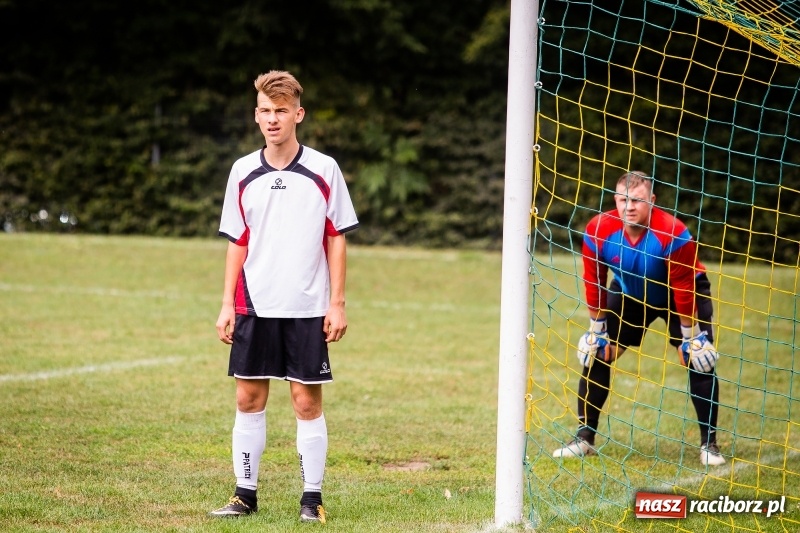 Zdjęcie w galerii na portalu naszraciborz.pl: B klasa. Bełsznicki Rozwój lepszy od Ocic wiadomości z regionu