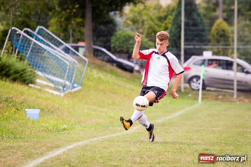 Zdjęcie w galerii na portalu naszraciborz.pl: B klasa. Bełsznicki Rozwój lepszy od Ocic wiadomości z regionu