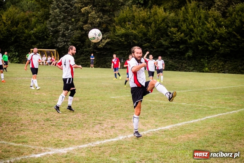 Zdjęcie w galerii na portalu naszraciborz.pl: B klasa. Bełsznicki Rozwój lepszy od Ocic wiadomości z regionu
