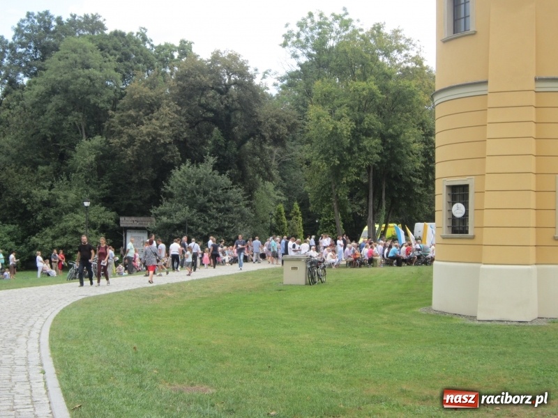 Zdjęcie w galerii na portalu naszraciborz.pl: Rudy. Wniebowzięta - taka Maryja jest nam bliska  wiadomości z regionu
