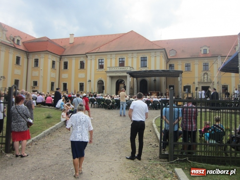 Zdjęcie w galerii na portalu naszraciborz.pl: Rudy. Wniebowzięta - taka Maryja jest nam bliska  wiadomości z regionu